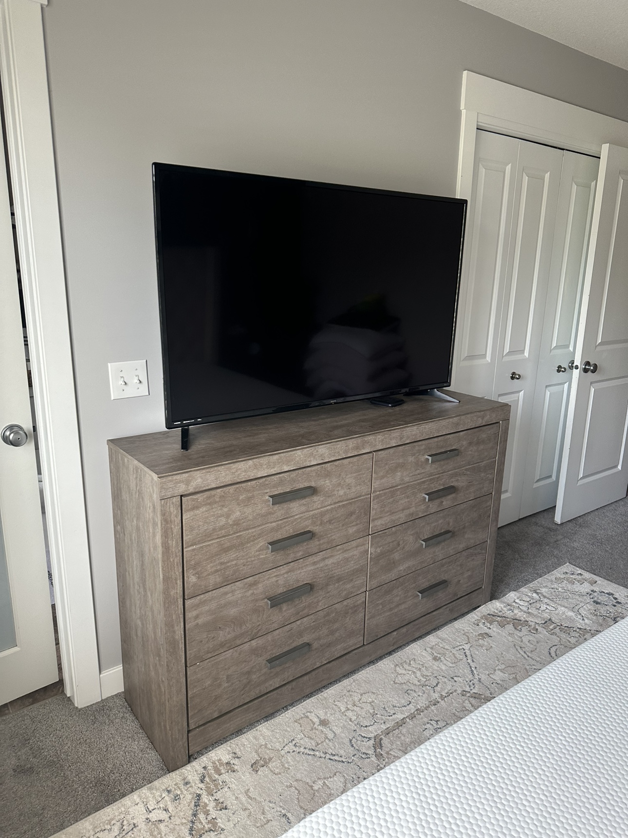 6 drawer dresser - photo 3