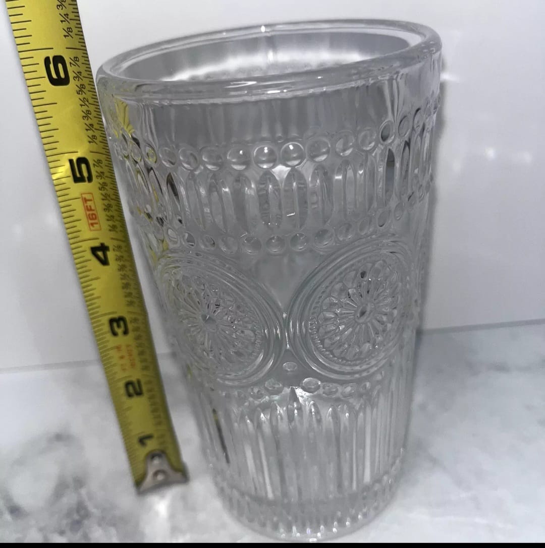 The Pioneer Woman Adeline 16-Ounce Embossed Glass Tumblers image indicator(3)