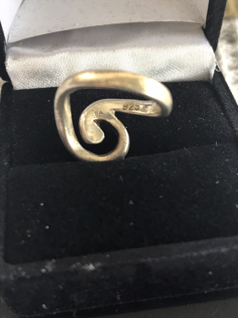 Sterling Silver Twist Ring thumbnail