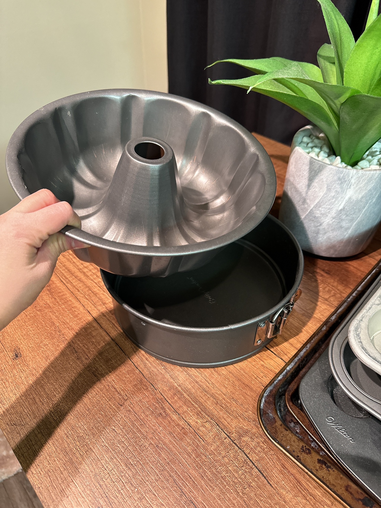 MOVING SALE: BAKE STUFF (TAKE ALL FOR 75$) - photo 2