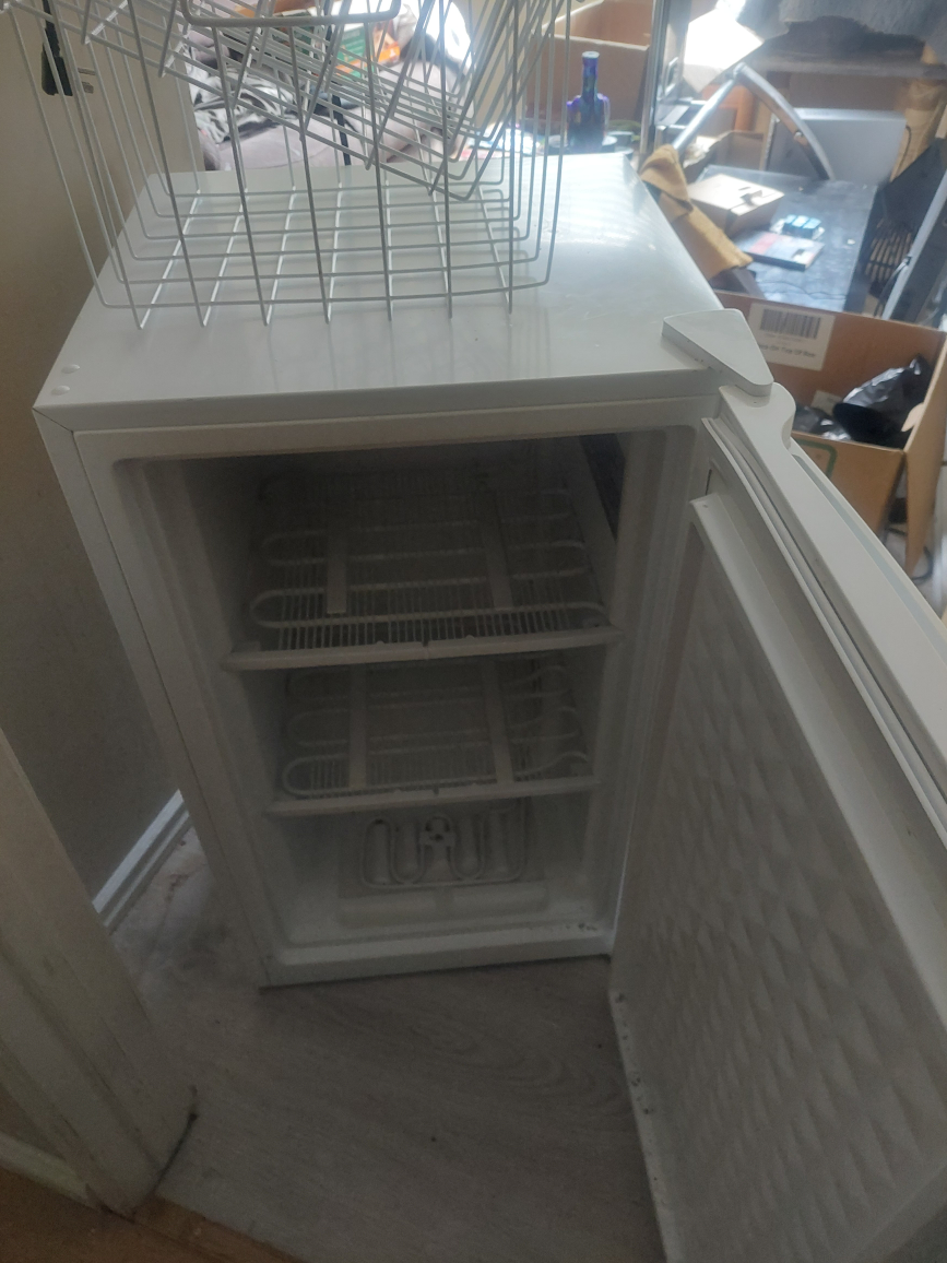 stand up deep freezer