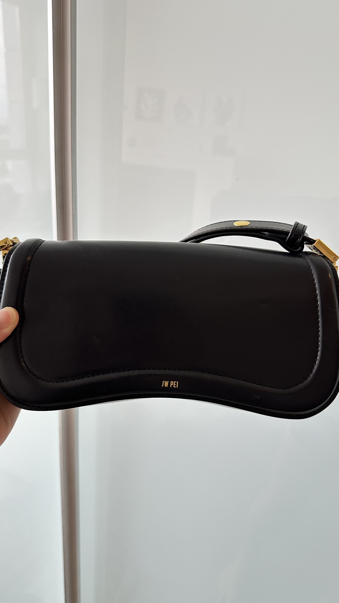 JW PEI JOY SHOULDER BAG black image indicator(2)