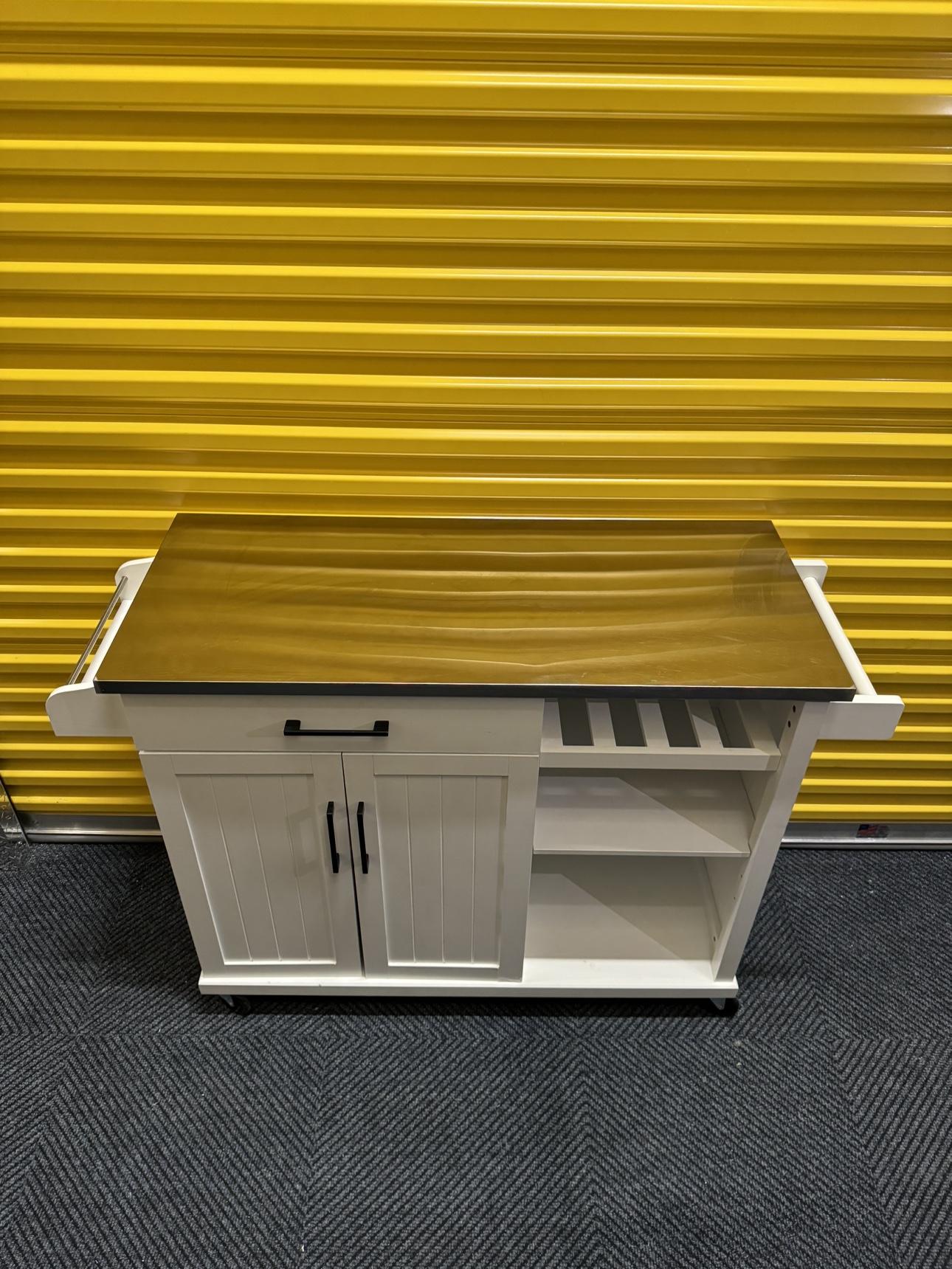 Kitchen island - photo 3