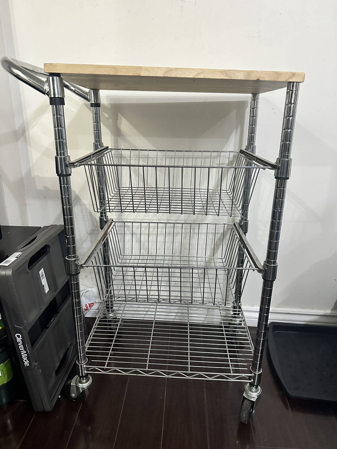 Moving Sale  Canadian Tire Utility Cart with wheels - photo 2