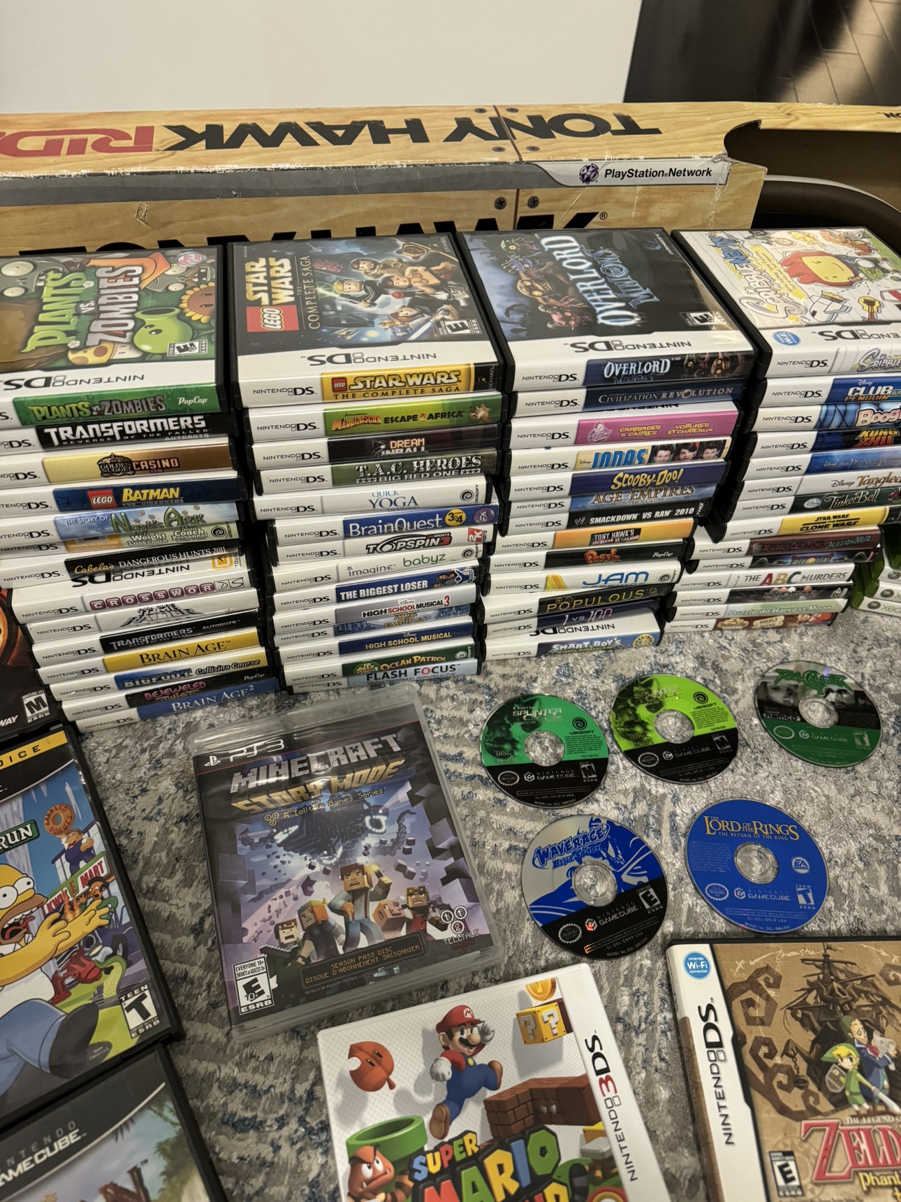 Massive collection of video games image indicator(3)