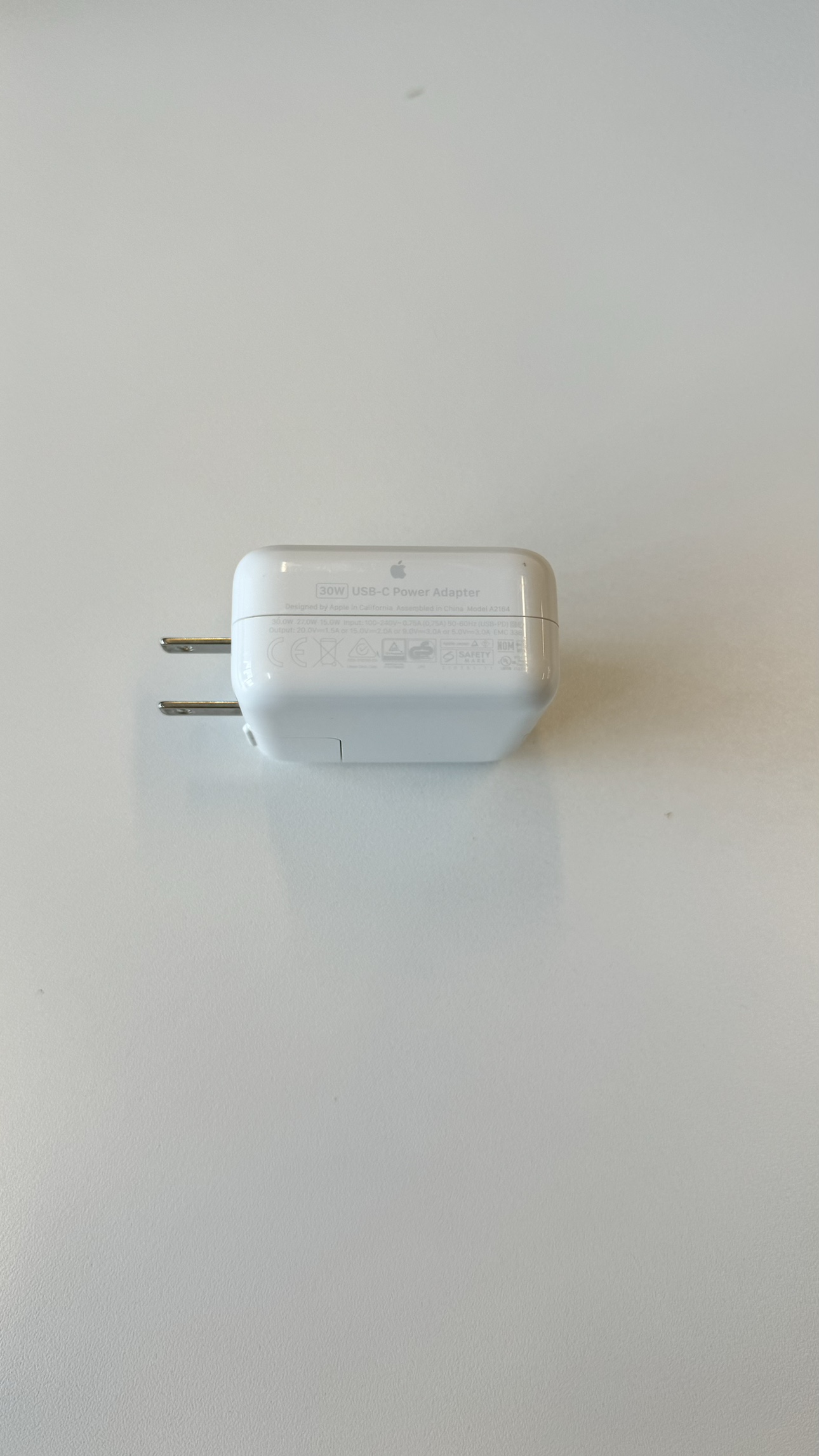 Apple original 30w usbc charger - photo 3