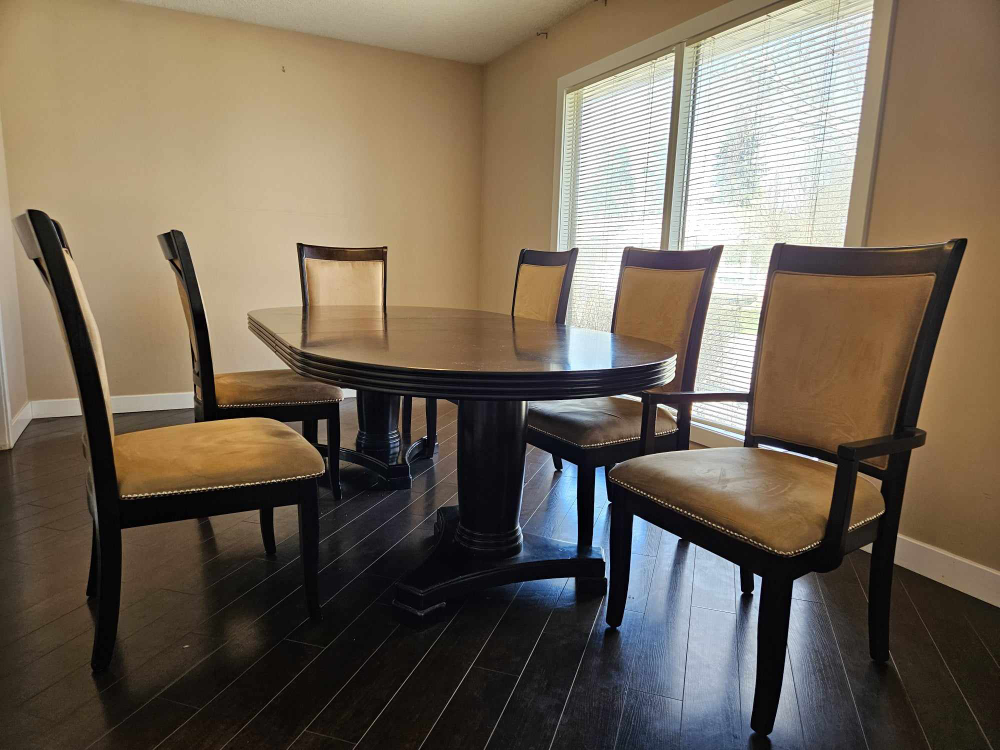 Dining table with 6 chairs - photo 3
