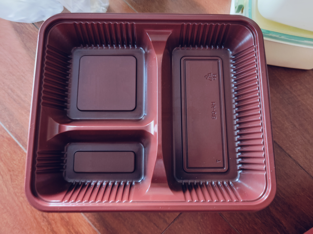 125 pieces bundles sell all for only $10 bento box, cups etc. image indicator(4)