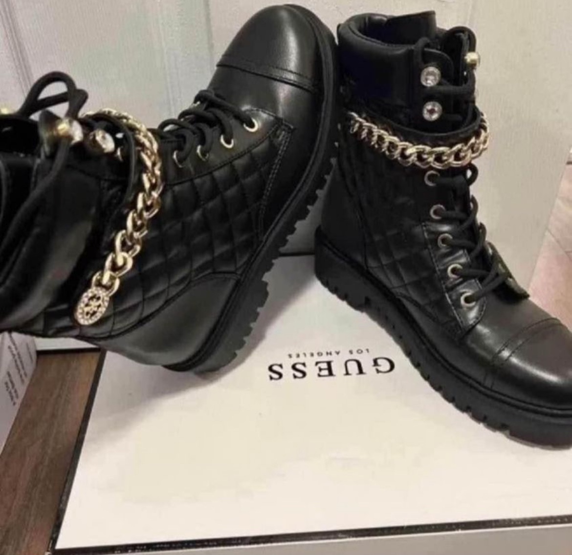 🥕 Guess fashion boot