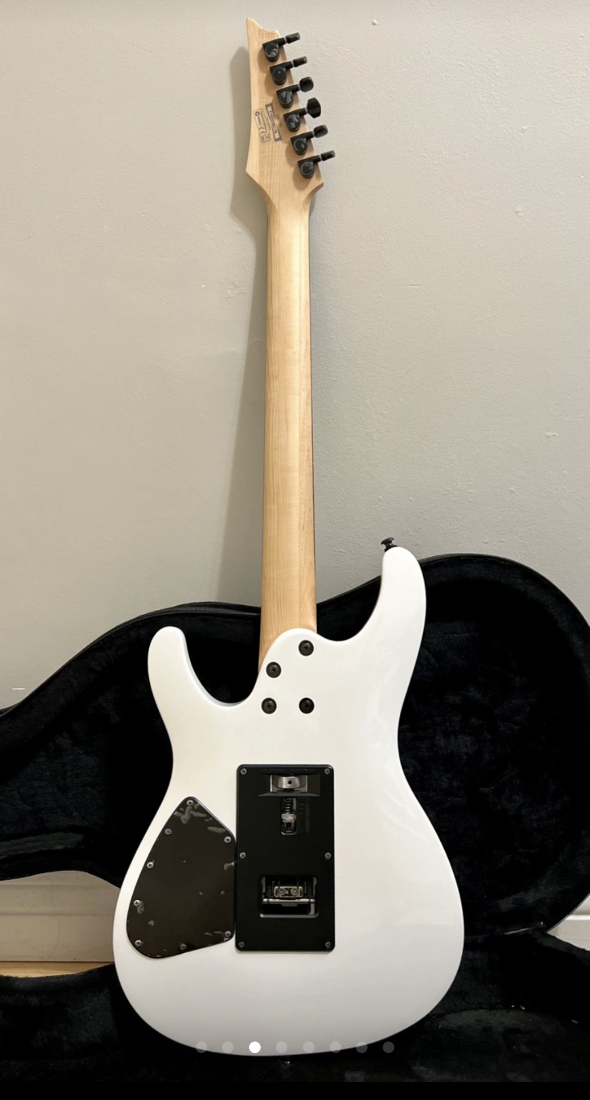 iBanez S570B Electric Guitar(case included) - photo 4