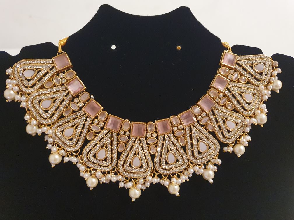 Bridal Jwellary Set image indicator(4)