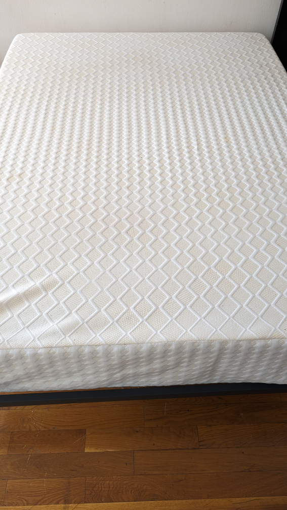 Queen memory foam mattress - photo 3