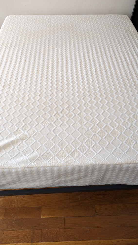Queen memory foam mattress - photo 4
