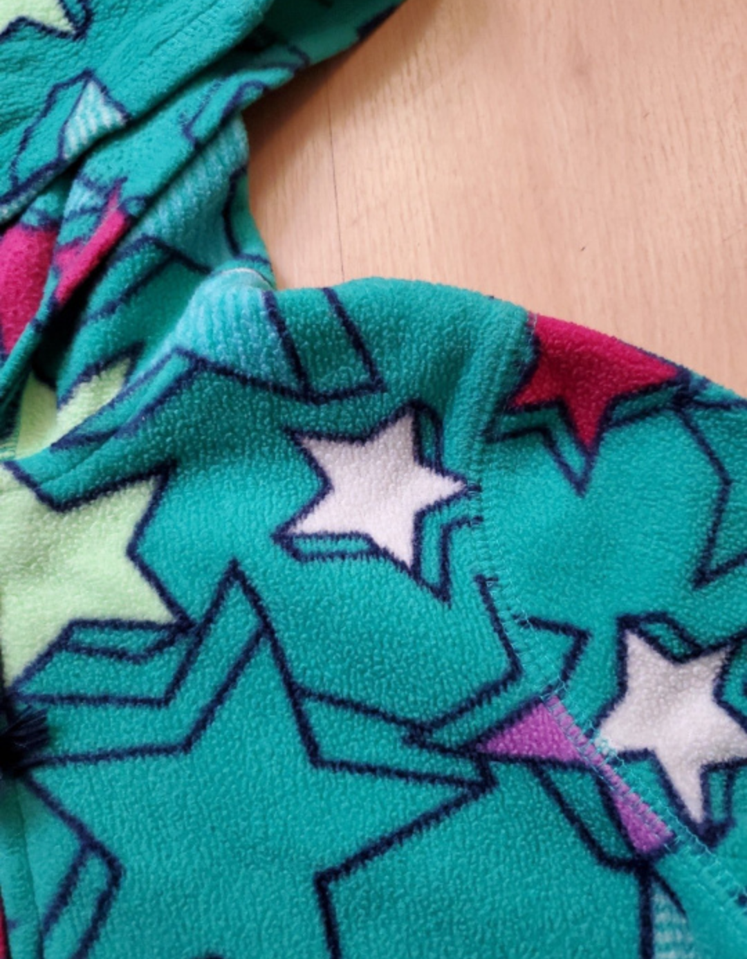 Old Navy girl's fleece hoodie image indicator(2)