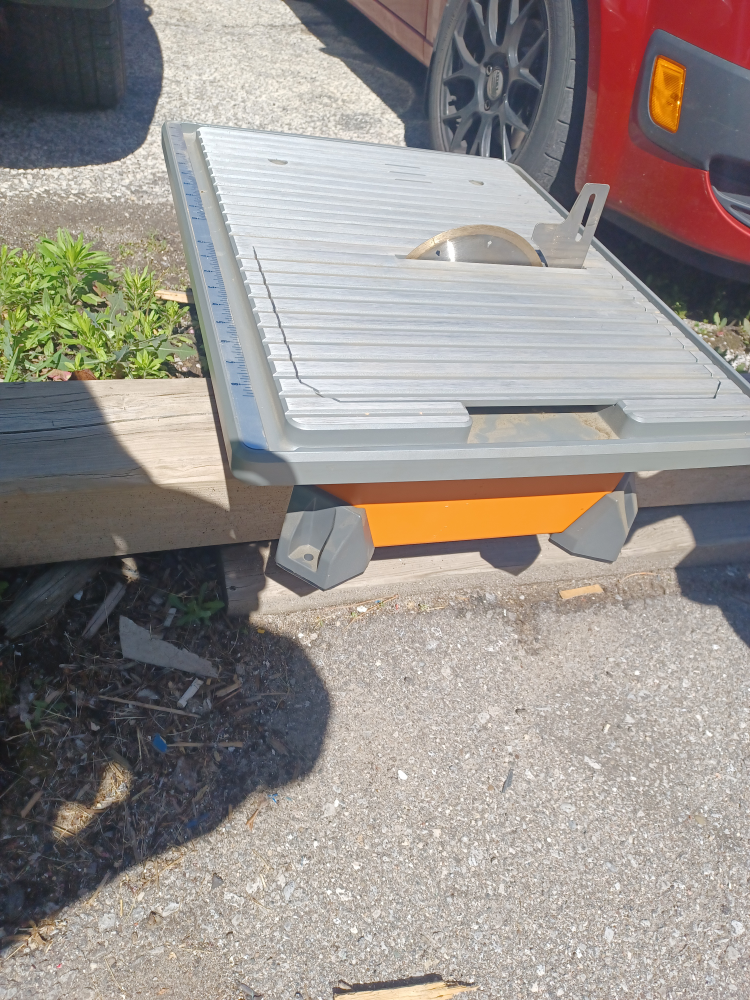 Rigid 7" Wet Tile Saw with Diamond Blade - photo 3