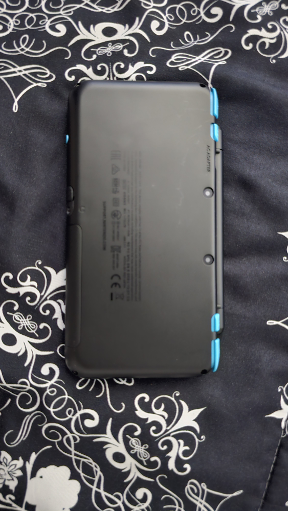 Nintendo 2DS XL - photo 3