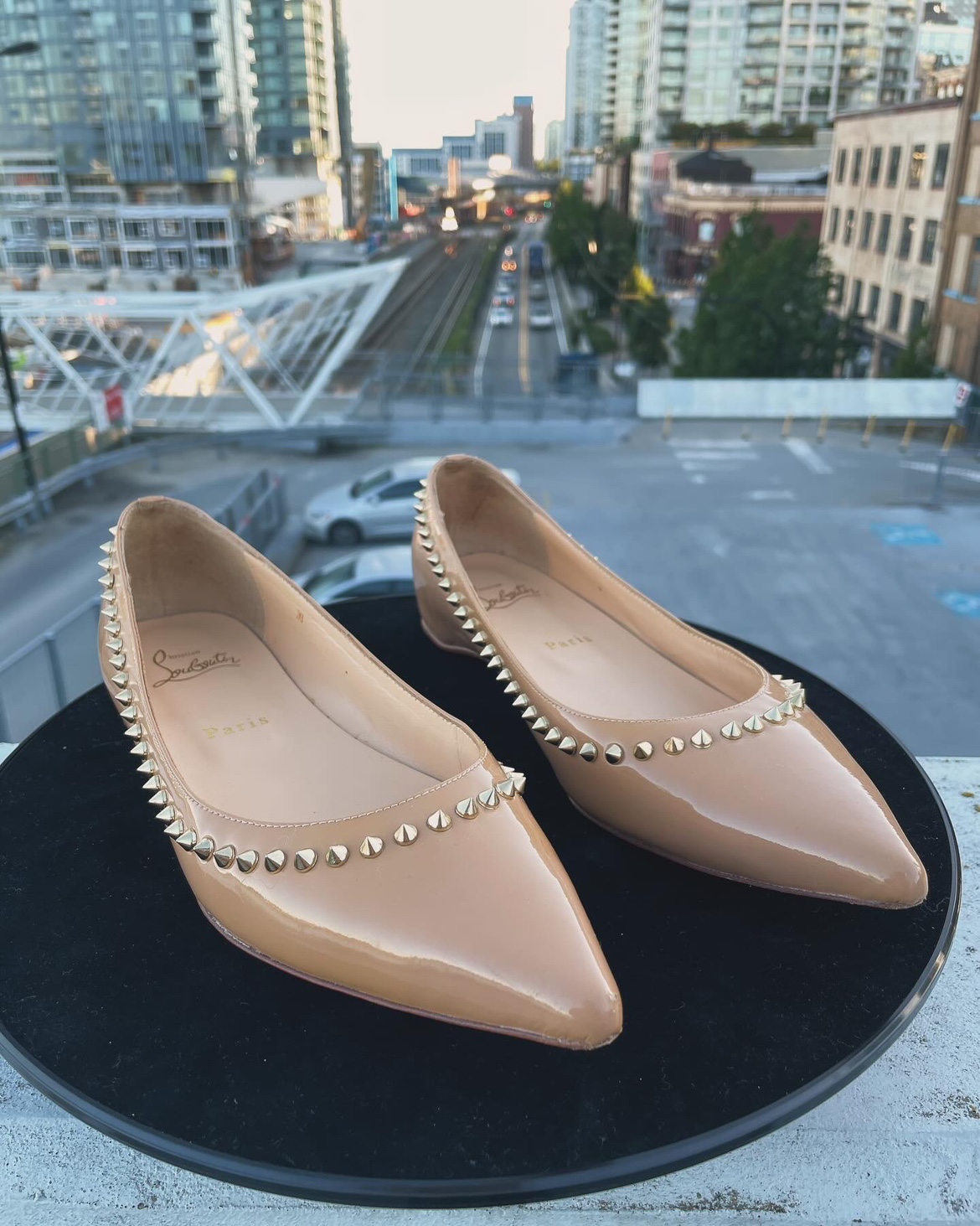 CHRISTIAN LOUBOUTIN Spike Accents Patent Leather Flats🖤 thumbnail