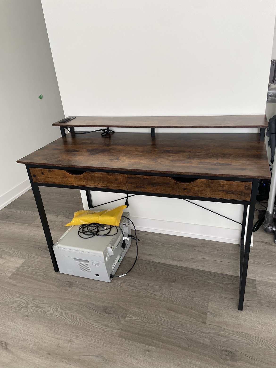 Office Desk