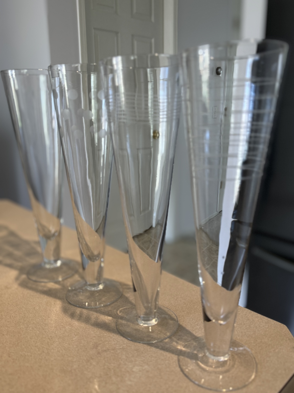 Beautiful Set of 4 Unique Glass Champagne Flutes - photo 4