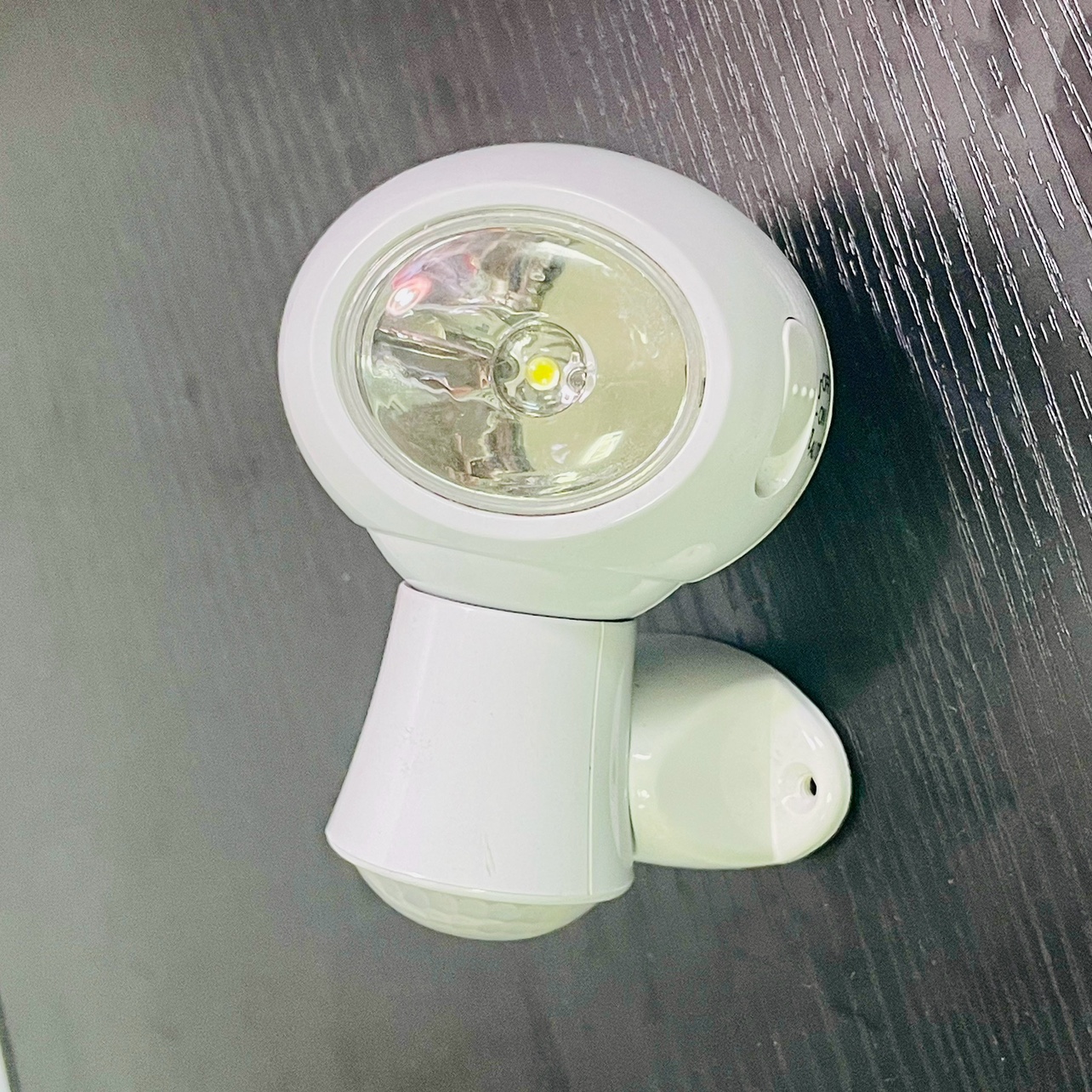 Motion Sensor Light thumbnail