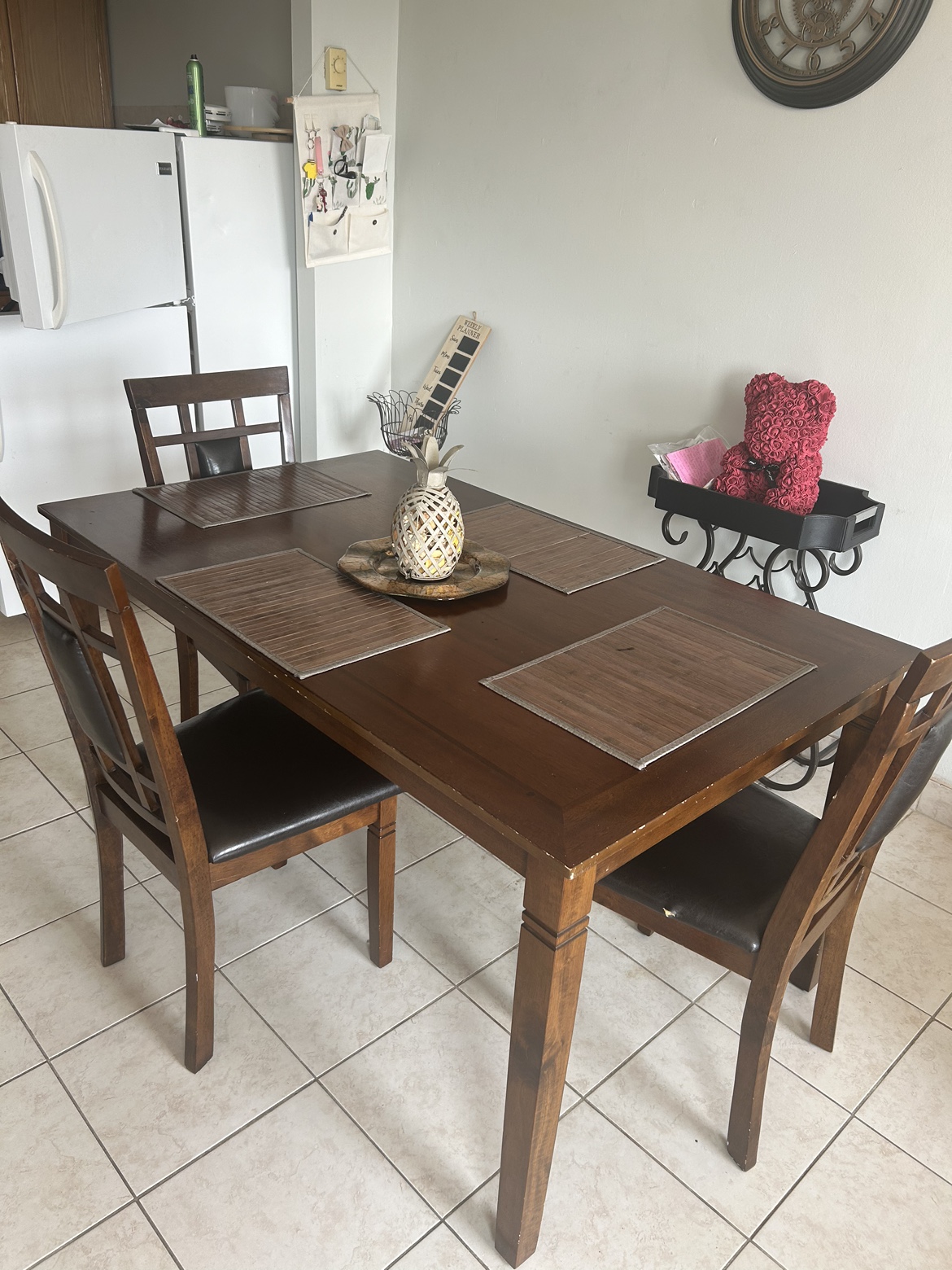 Wood dining room table I only have three chairs. - photo 3