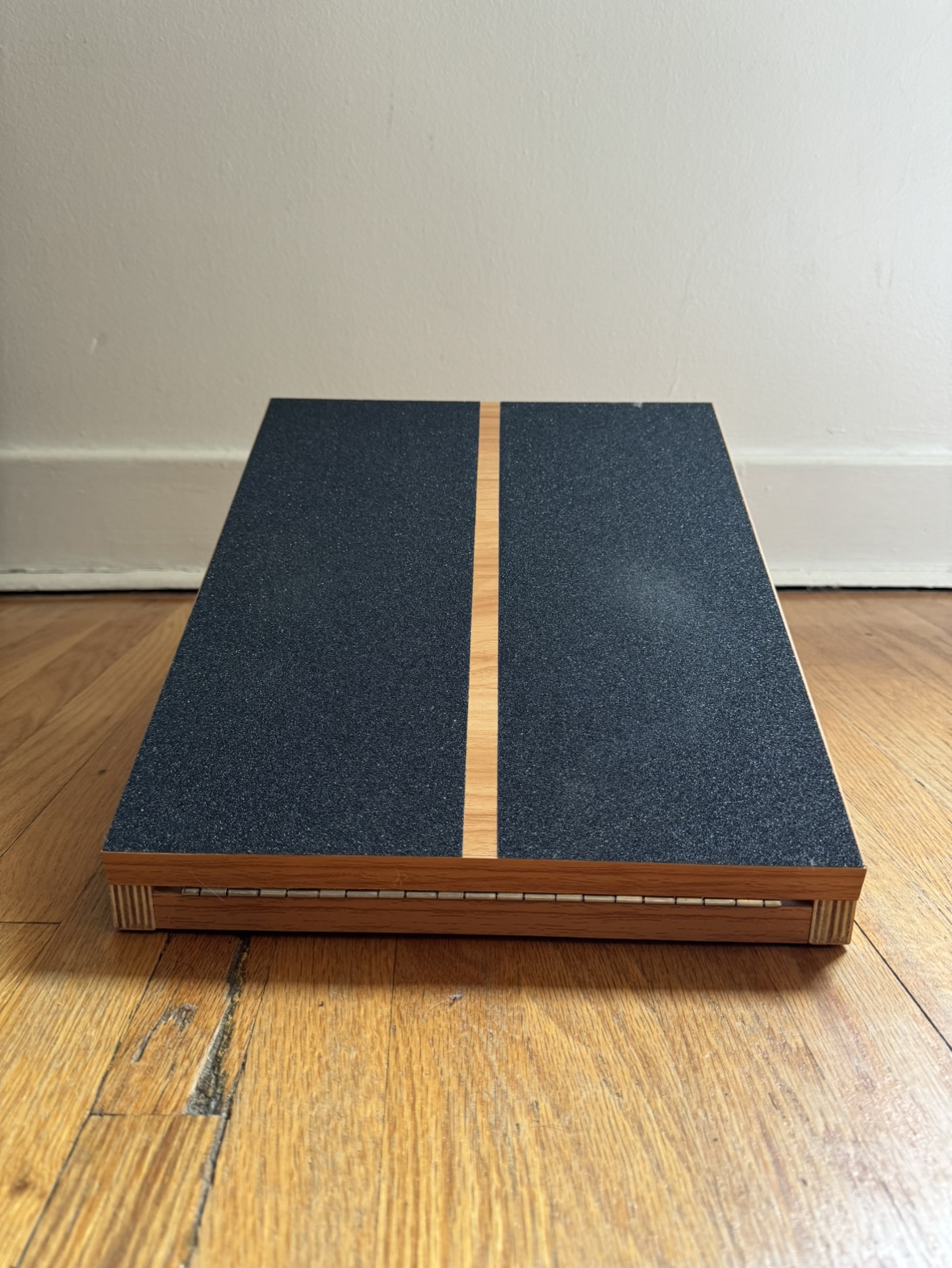 Wooden Calf Stretcher with 4 Angle Adjustmets image indicator(2)