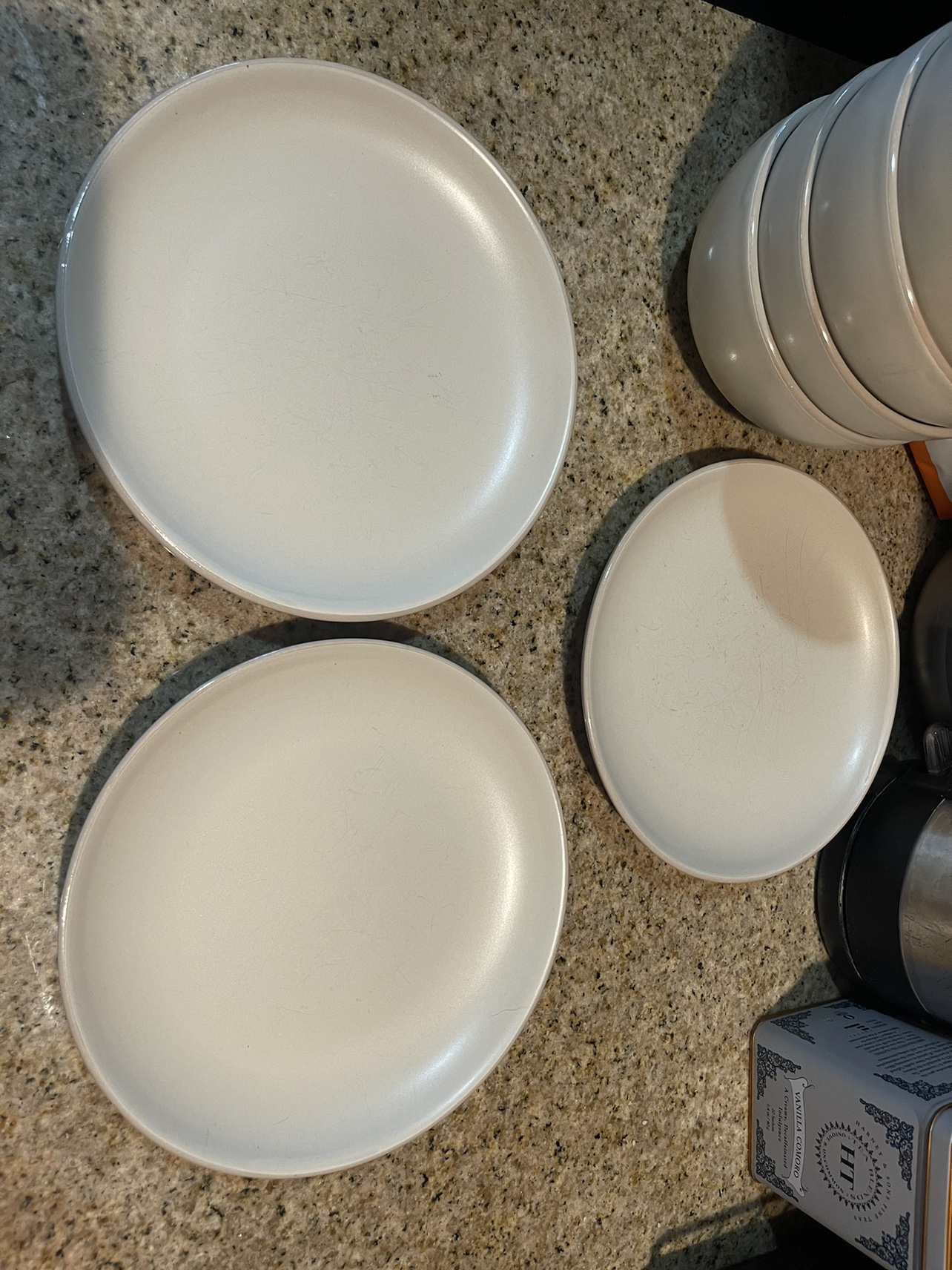 Kitchen plates set of 12 plates and bowls - photo 2