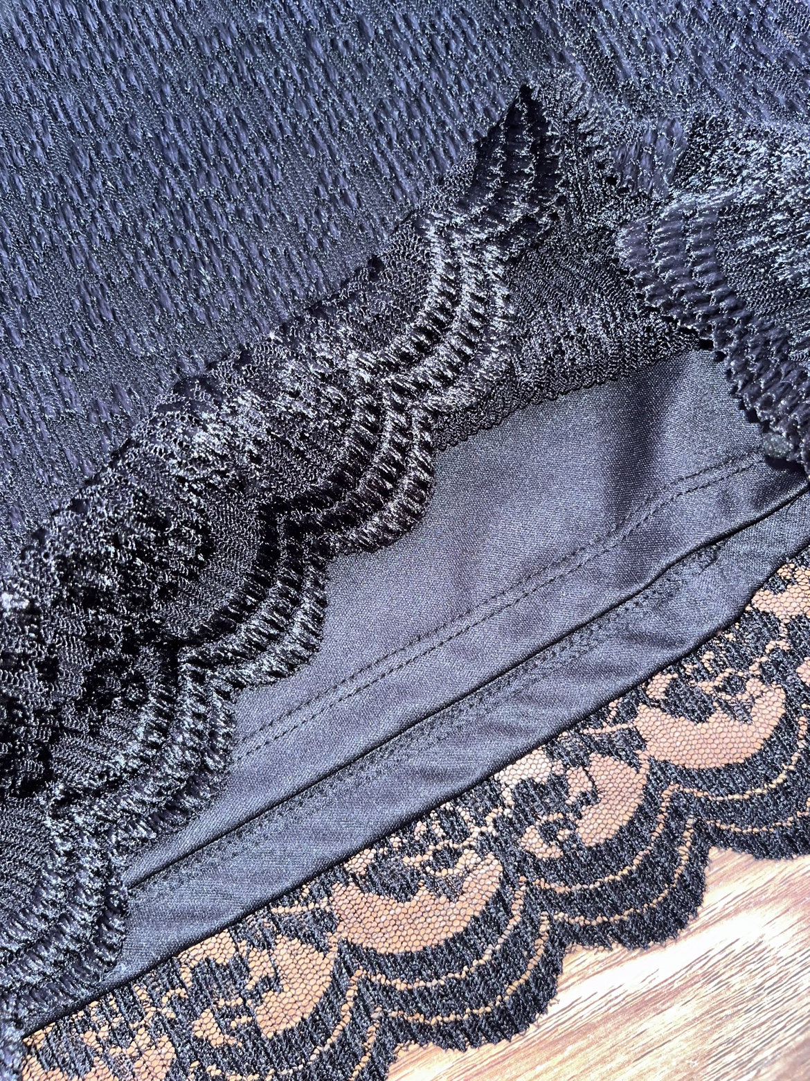 Black lace tank top - photo 4