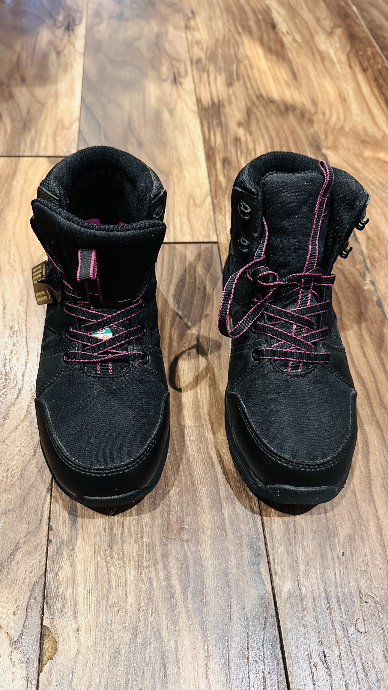 Hazard Shoes image indicator(2)