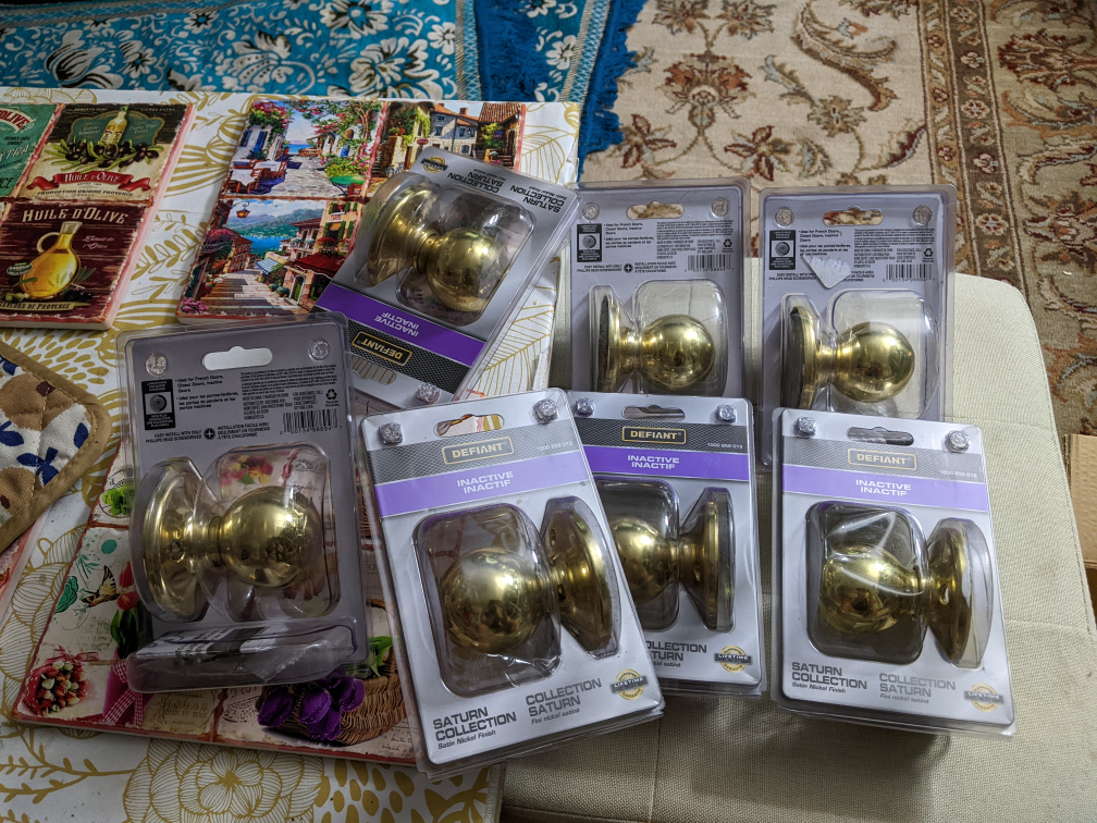 gold door knobs image indicator(2)