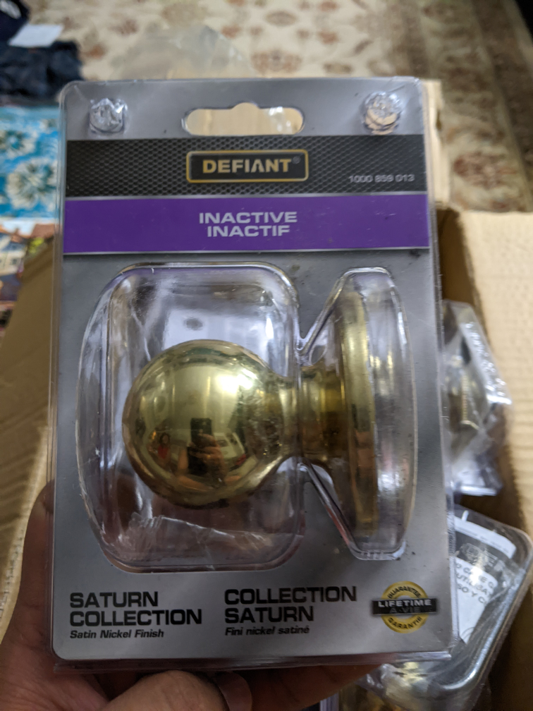 gold door knobs image indicator(3)