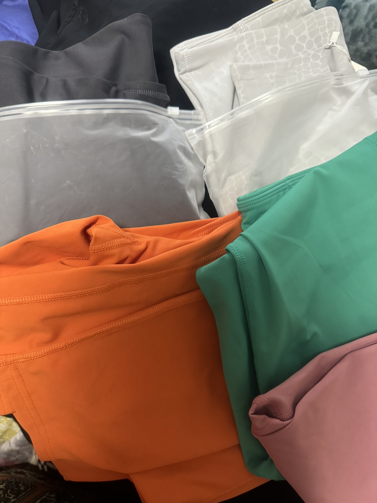 Yoga pants Brand New image indicator(3)