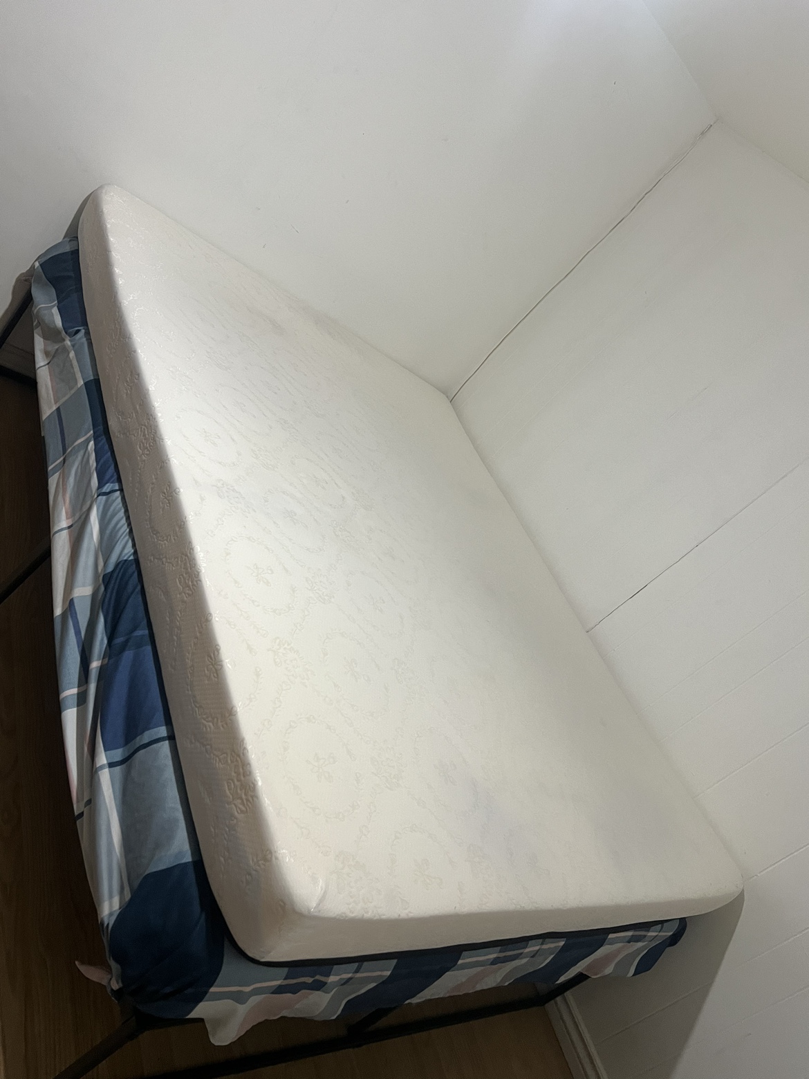 7.5” Queen Size Bamboo Mattress
