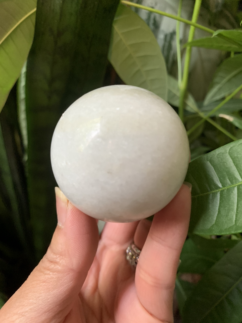 Green jade sphere (a) | crystal image indicator(4)