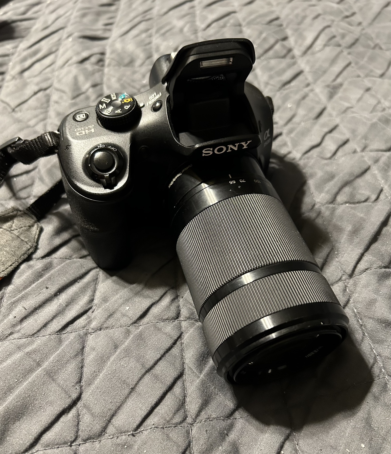 Sony Alpha A3500 20MP Digital Camera image indicator(8)