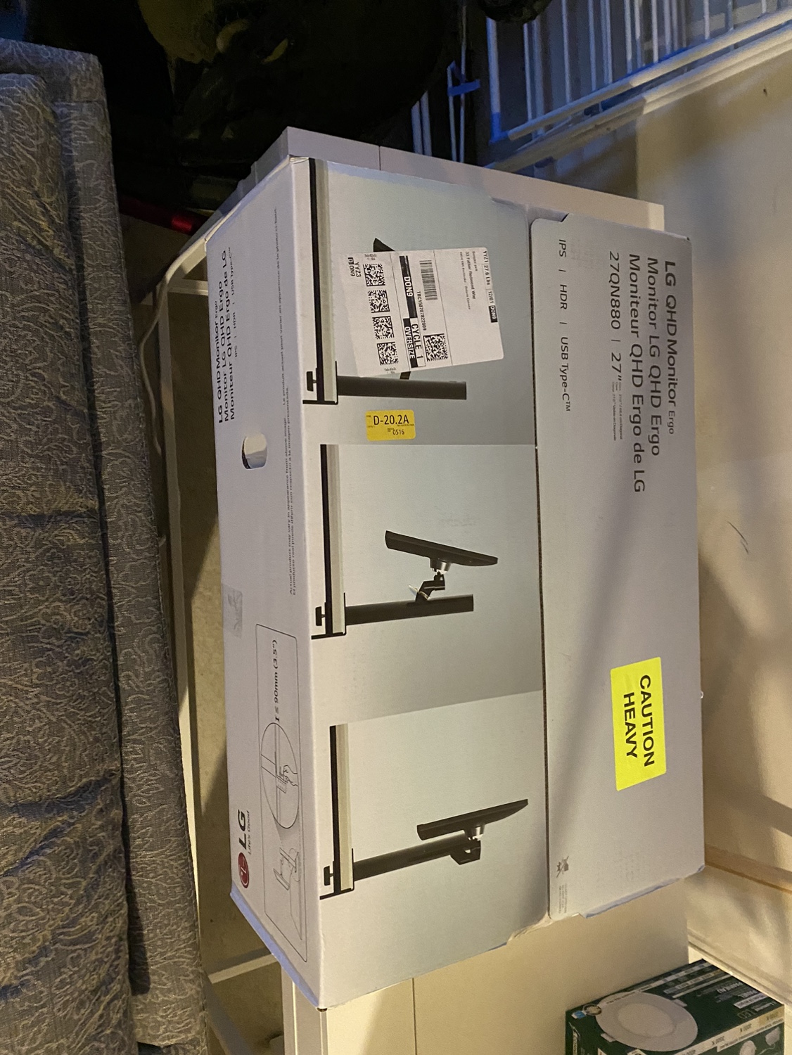 LG 27 QHD monitor for sale - photo 3