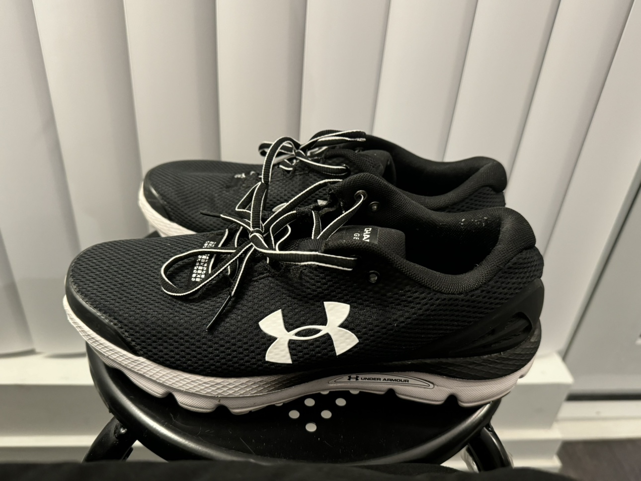 Charged Gemini shoes (Under Armour)