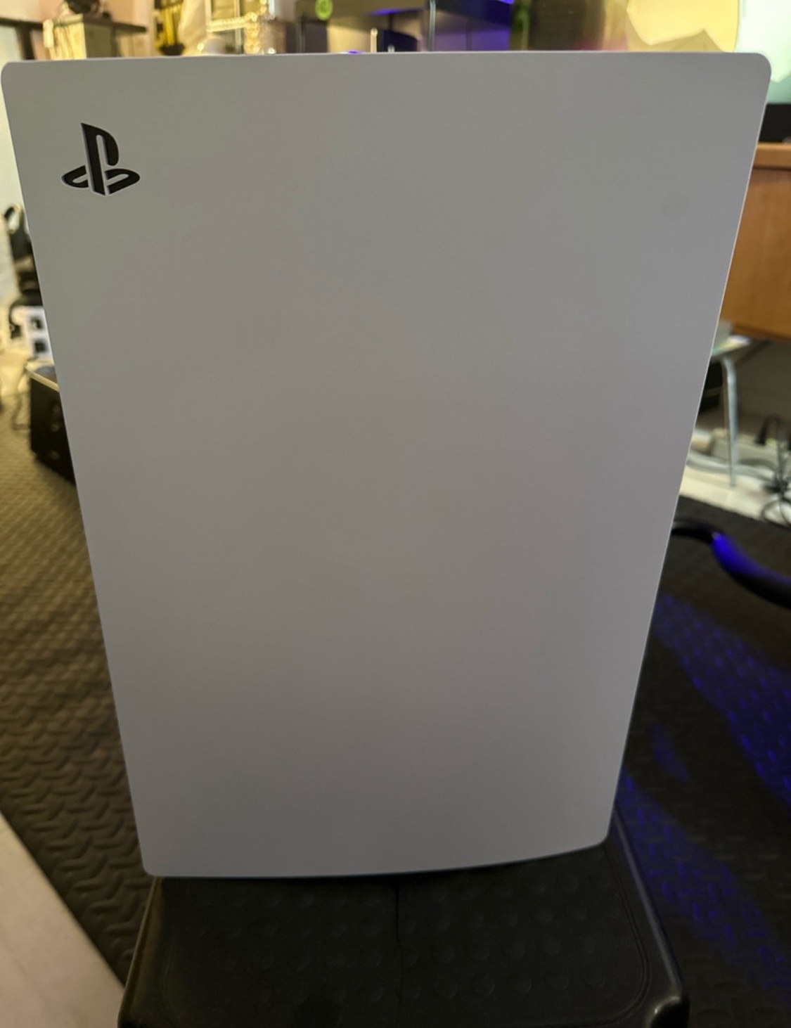 PS5 with COD VANGUARD & q controller