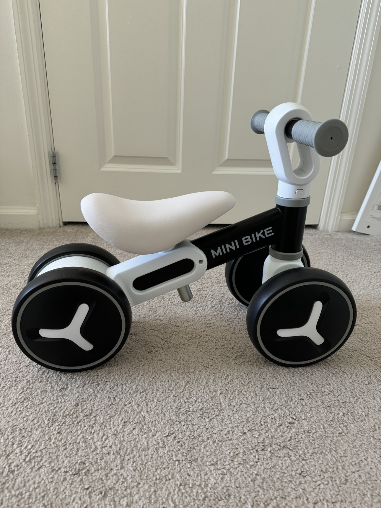 Baby balance bike