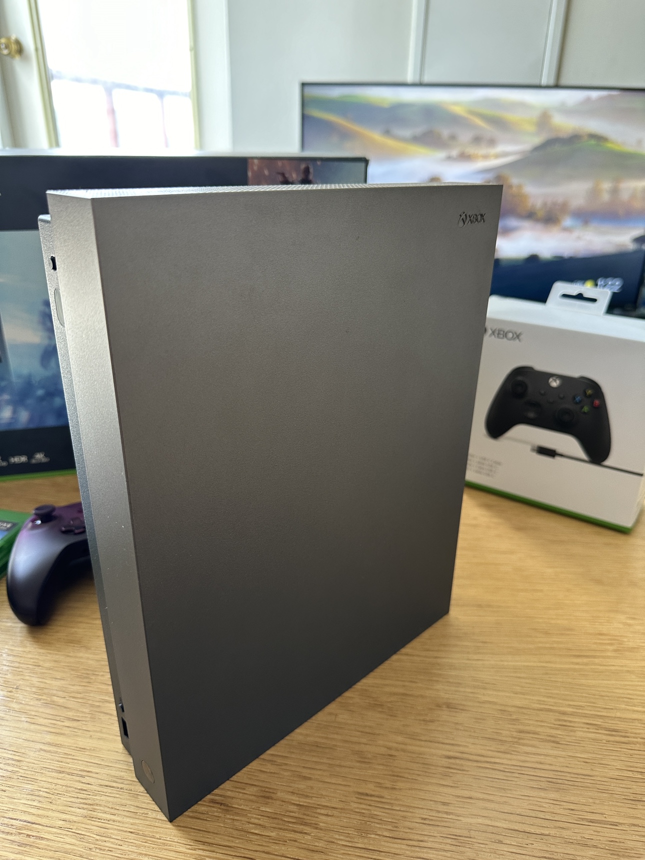 Xbox One X Special Limited Edition (Deluxe) Console - photo 2