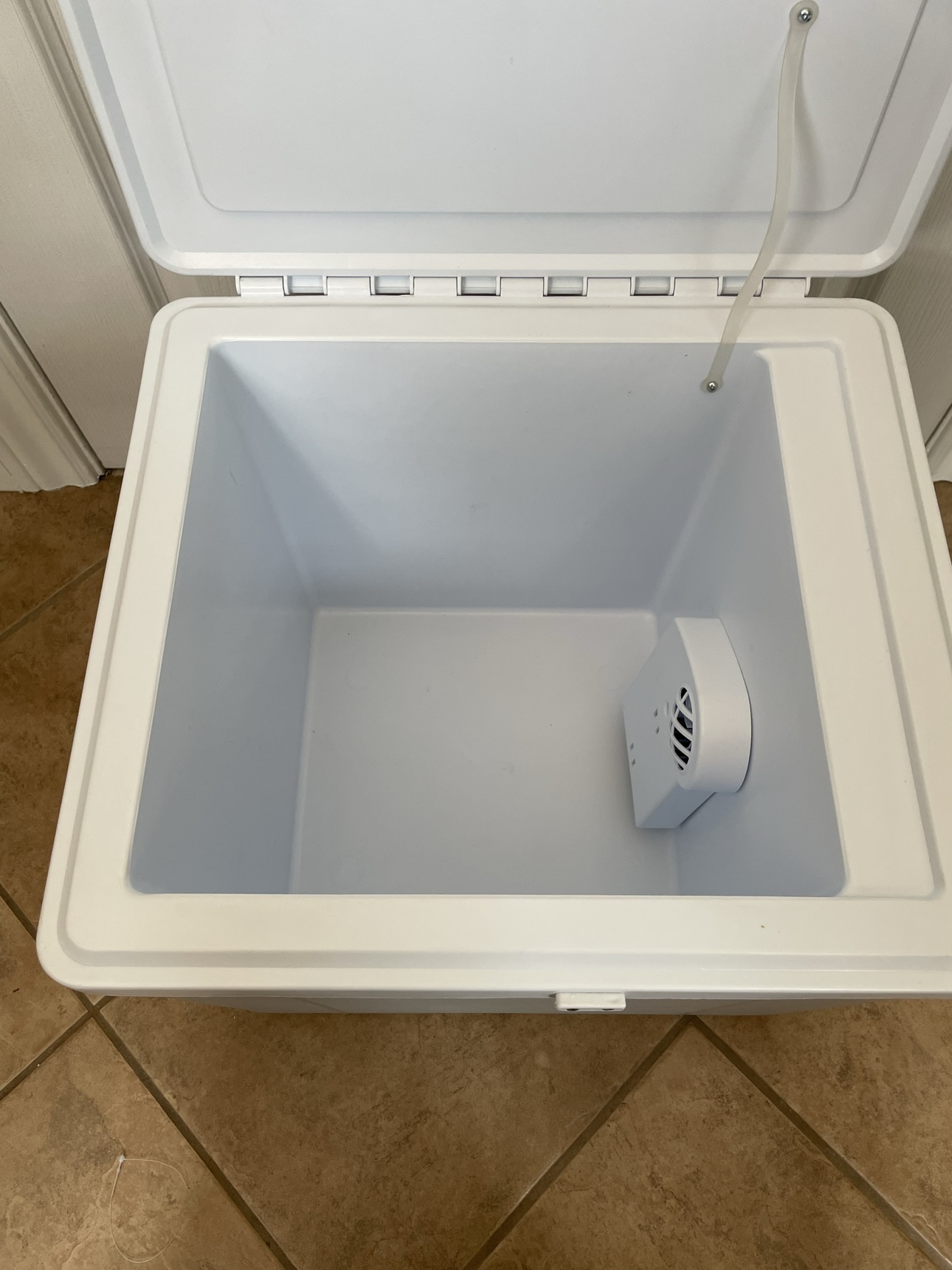 KOOLATRON Travel Cooler & Warmer Plus AC Power Adapter - photo 3