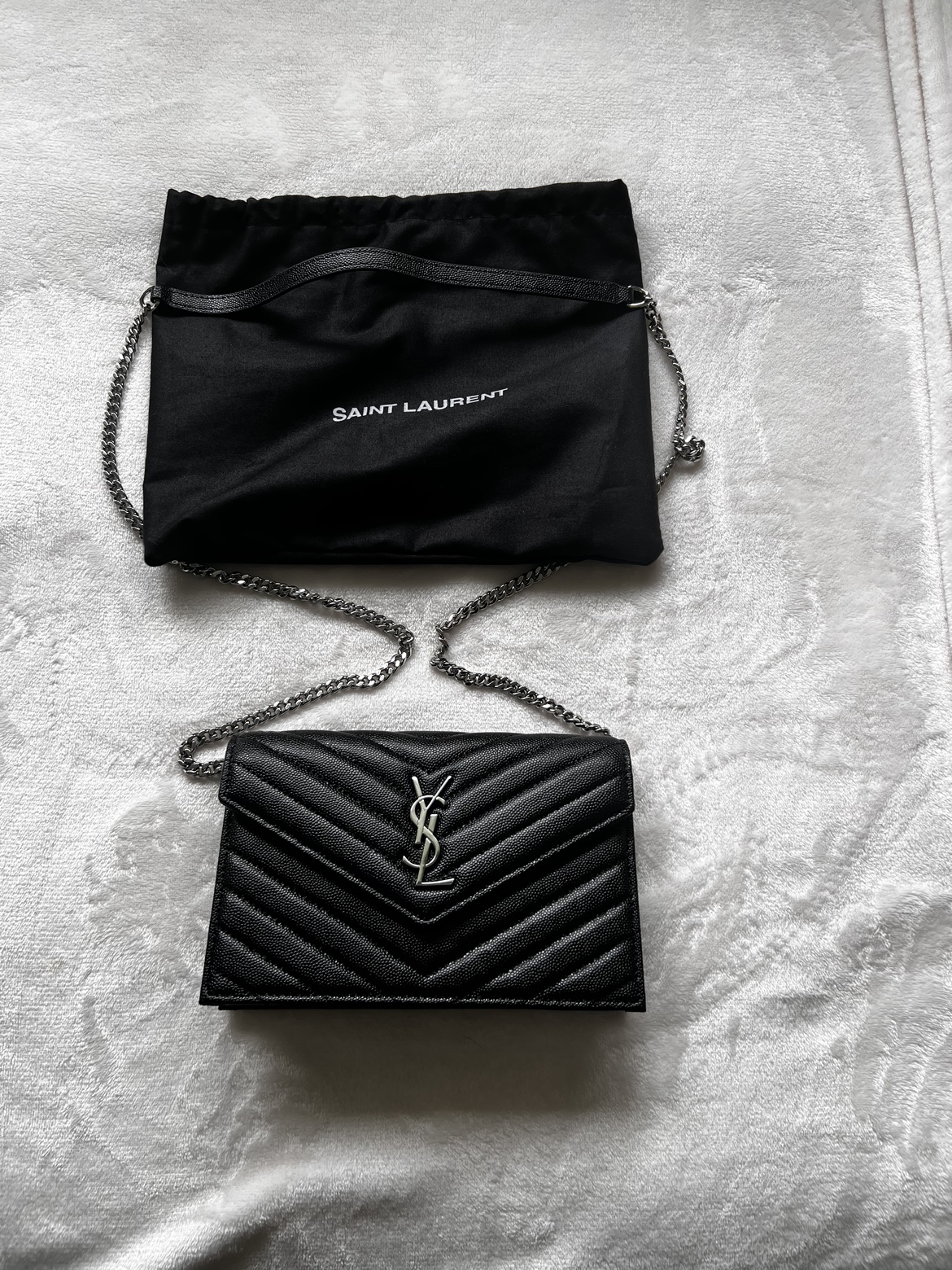 Saint Laurent - Cassandre Matelassé Envelope Chain Wallet thumbnail