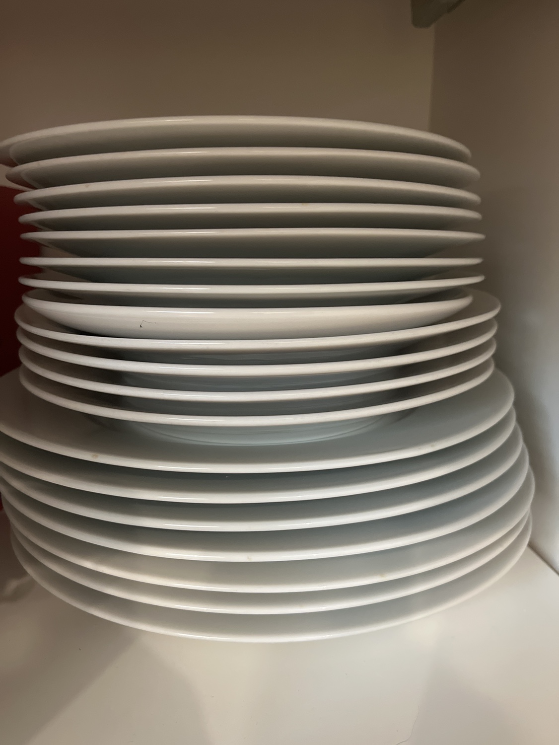 20 piece Like new dinner and salad plates - photo 3