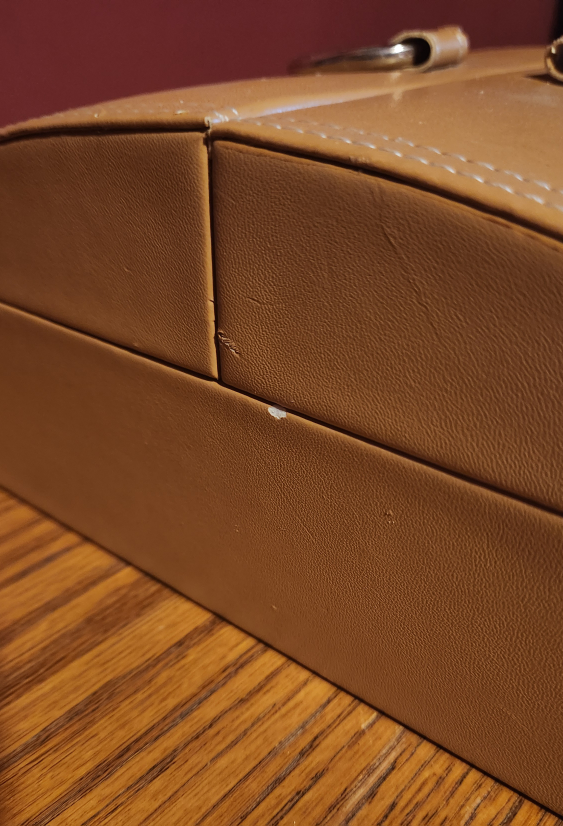 Small beige faux leather jewelery case - photo 3