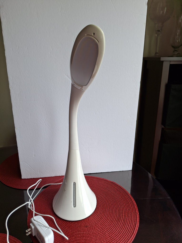 Bostitch Modern Desk Lamp, White image indicator(6)