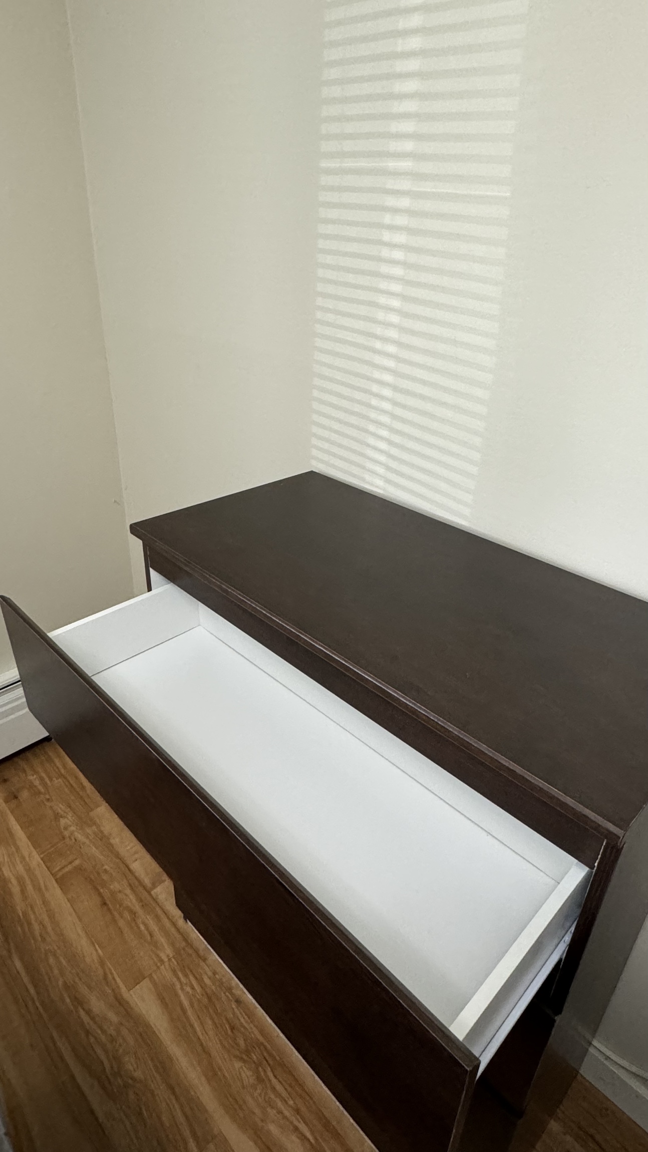 Chest of Drawers image indicator(2)