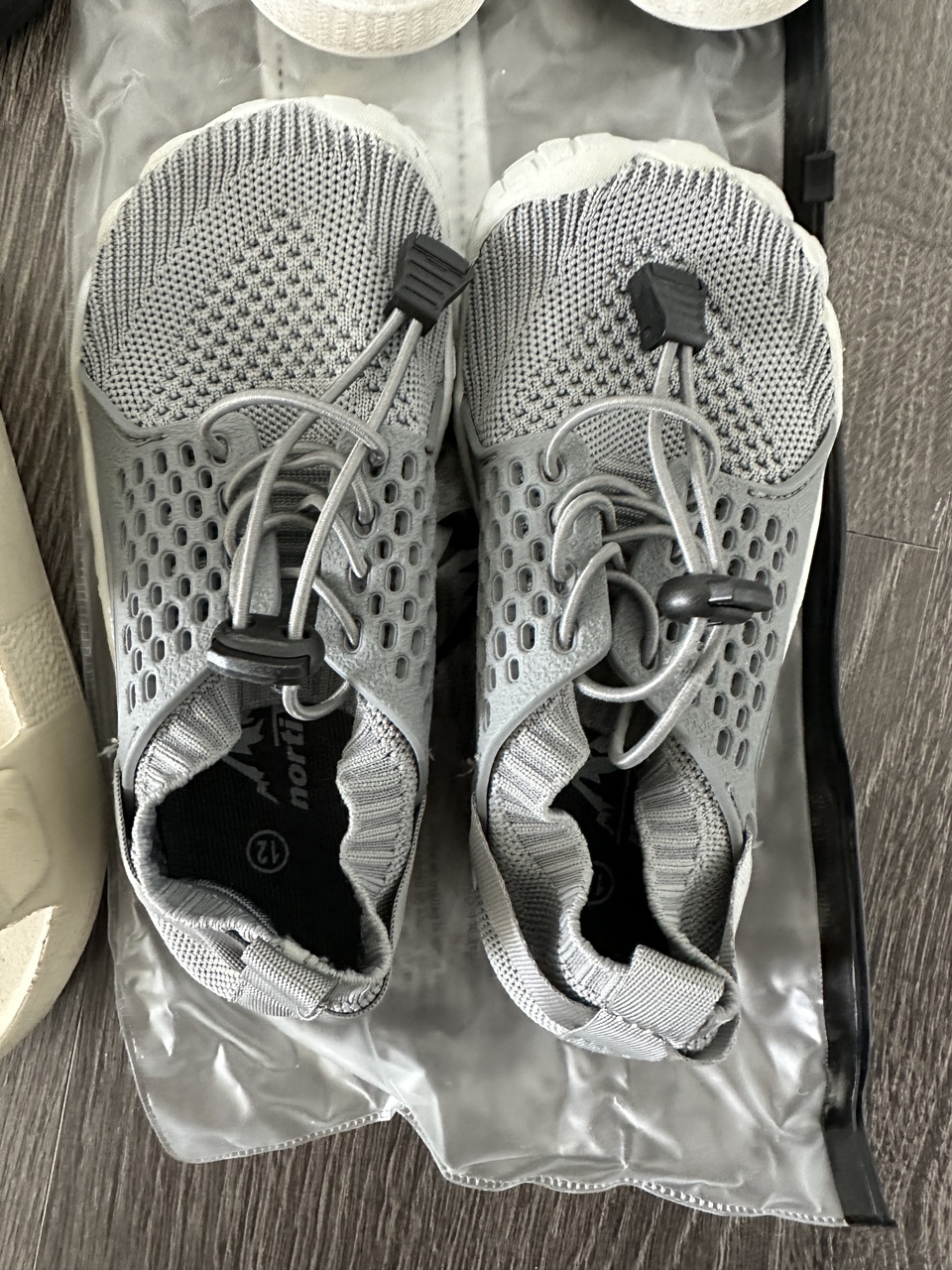 KIDS NEUTRAL SUMMER SHOES - photo 3