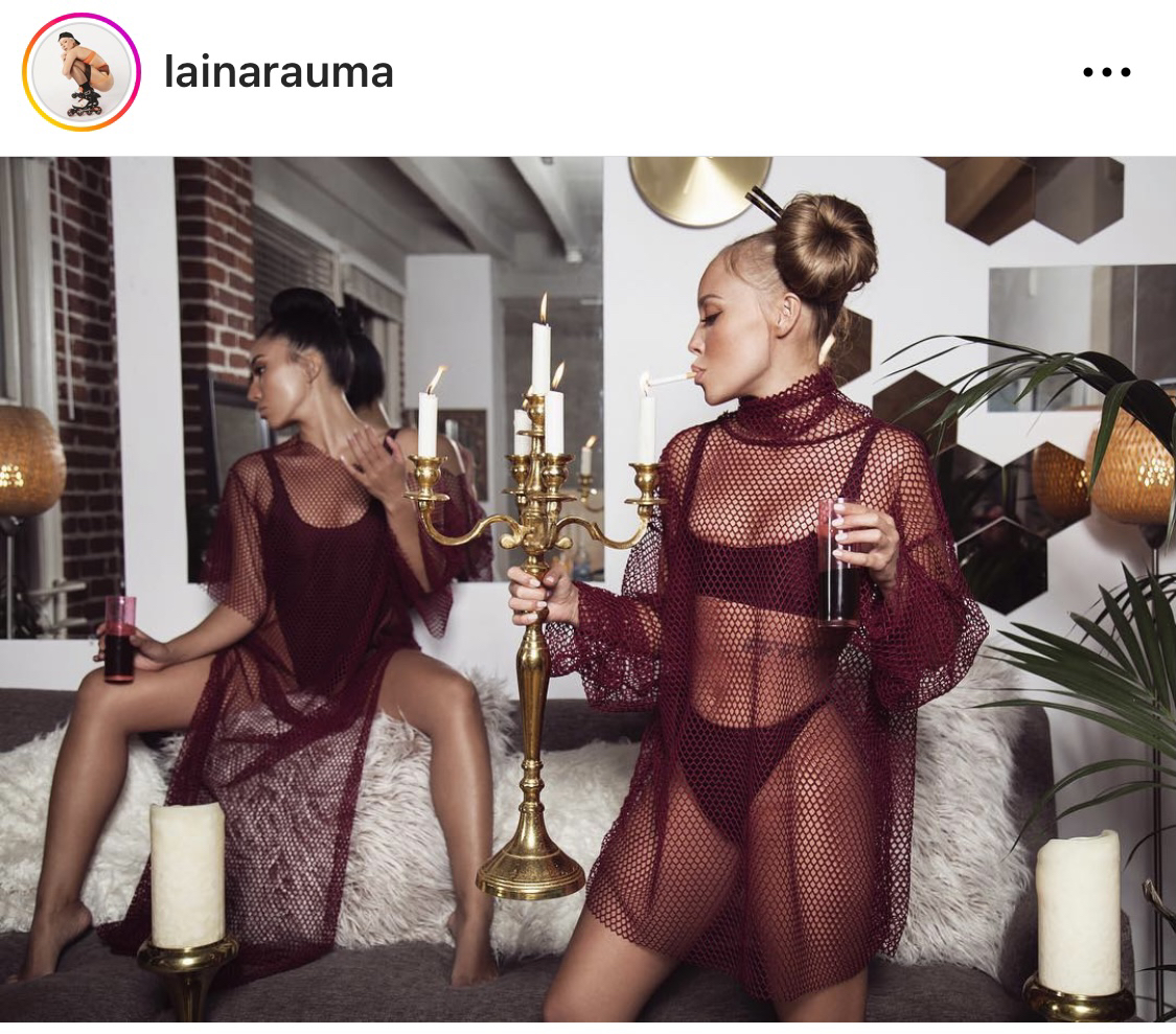 Loose mesh burgundy dress image indicator(2)