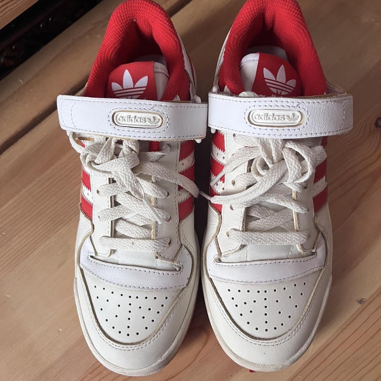 Adidas Forum 84’s Lowtops Size 6.5 thumbnail