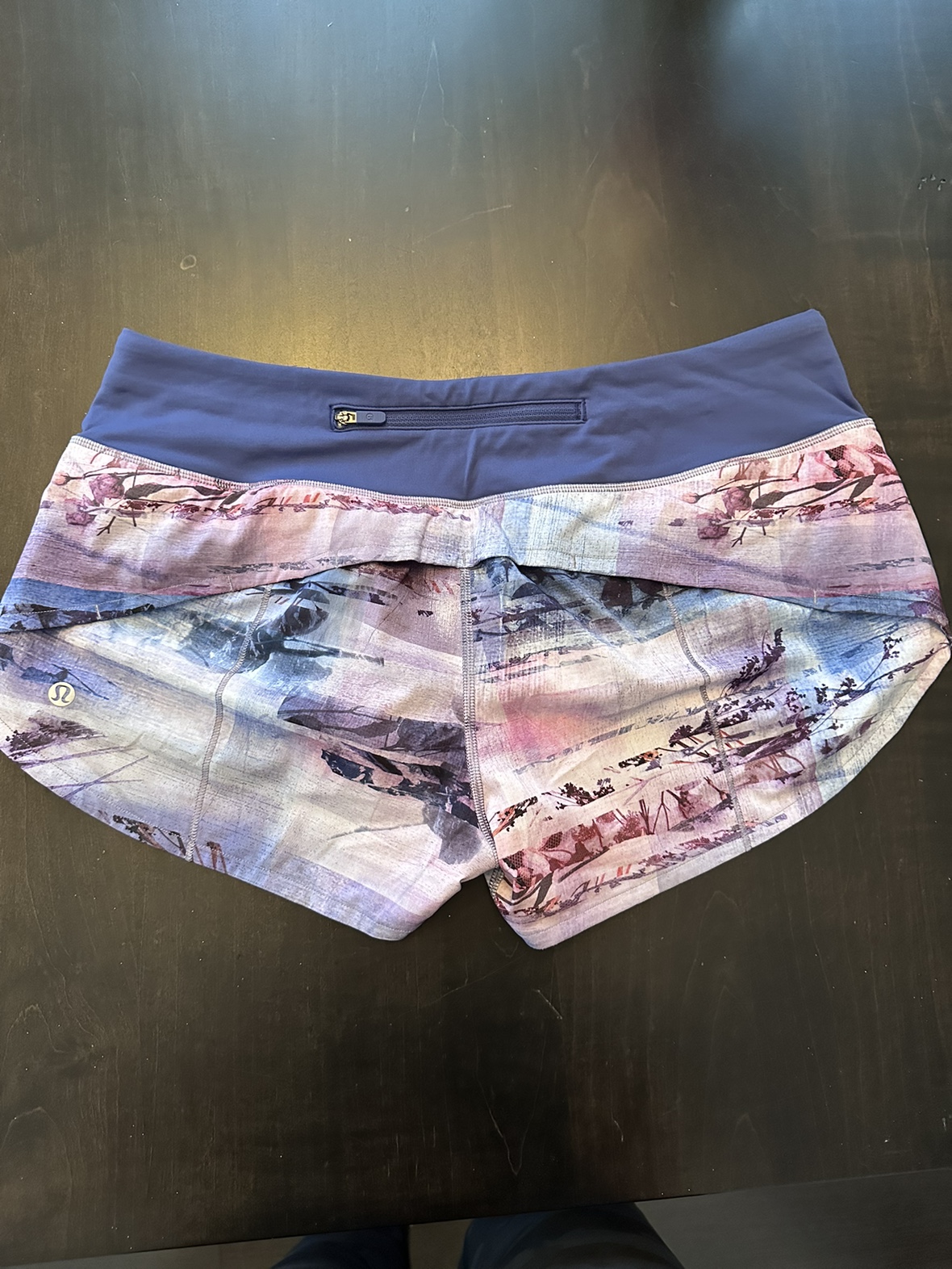 Lululemon Speed Up shorts 2.5”